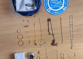 Αγρίνιο: συνελήφθη 32χρονος για κλοπές. Υπάρχει καταγεγραμμένη συνομιλία στο ενεχυροδανειστήριο που πήγαινε τα κλοπιμαία.