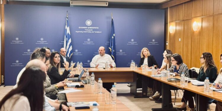 Εναρκτήρια σύσκεψη στο ΥΠΑΑΤ για το έργο TSI «Supporting the Implementation of the Risk-Based Food Control System Reform in Greece» με την Ευρωπαϊκή Επιτροπή και τον ΟΟΣΑ