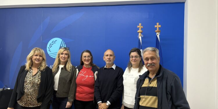 Συνάντηση της Αντιπεριφερειάρχη Δημόσιας Υγείας Άννας Μαστοράκου με τον Σύλλογο Οπτικών Οπτομετρών – Ζήτημα η αυθαίρετη πώληση οπτικών ειδών