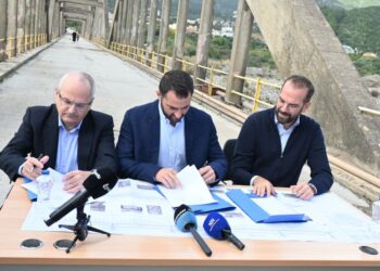 Ξεκινά το έργο αποκατάστασης της ιστορικής Γέφυρας του Μόρνου από τις Περιφέρειες Στερέας και Δυτικής Ελλάδας