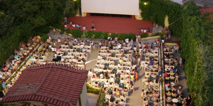 ΚΑΛΟ ΧΕΙΜΩΝΑ! ΡΑΝΤΕΒΟΥ ΤΟΥ ΧΡΟΝΟΥ ΣΤΟ «ΕΛΛΗΝΙΣ»