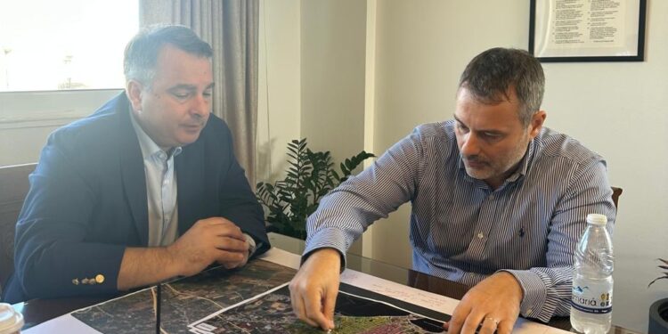 Συνάντηση του Βουλευτή Αιτωλοακαρνανίας Θανάση Παπαθανάση με τον Δήμαρχο Ι.Π. Μεσολογγίου για την άμεση αποκατάσταση των ζημιών από την κακοκαιρία