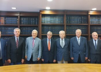 Συγκροτήθηκε σε σώμα το νέο Διοικητικό Συμβούλιο της Ένωσης τέως Βουλευτών και Ευρωβουλευτών