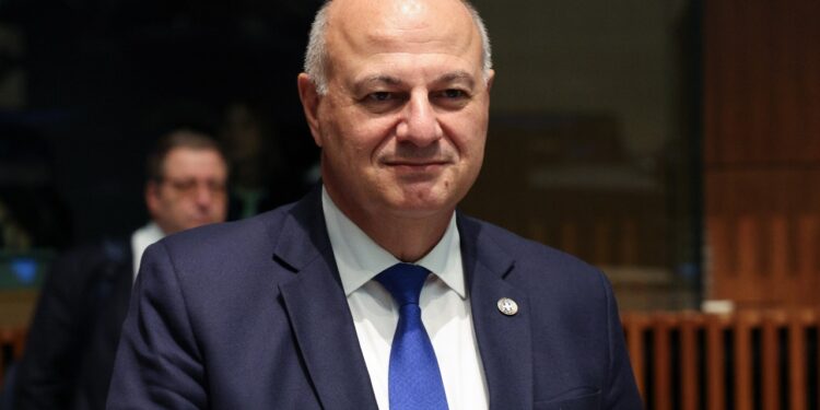 Λουξεμβούργο- Συμβούλιο υπουργών Γεωργίας και Αλιείας:Την ενεργοποίηση όλων των ευρωπαϊκών μηχανισμών για στήριξη της κτηνοτροφίας ζήτησε ο Κώστας Τσιάρας «Η Κοινή Αγροτική Πολιτική πρέπει να παραμείνει ισχυρή και ανεξάρτητη για να δώσει πραγματική ώθηση και βιωσιμότητα στον πρωτογενή τομέα»