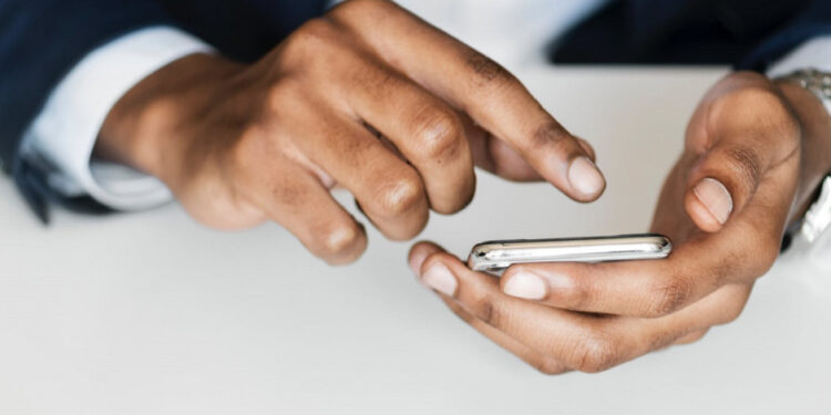 Απάτη άνω των 850.000 ευρώ με τη μέθοδο των «μαϊμού» λογιστών – Ελεύθεροι, με περιοριστικούς όρους, δύο κατηγορούμενοι