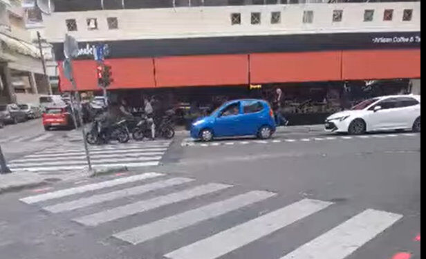 “Έξυπνες διαβάσεις”: μπήκε σε λειτουργία η έξυπνη διάβαση στην Εθνικής Αντιστάσεως (πρώην Καρπενησίου)