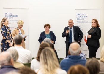 Ολοκλήρωση της έκθεσης «Δύο Ζωές, Δύο Πολιτισμοί, Δύο Χώρες» και έναρξη της περιοδείας στην Ελλάδα