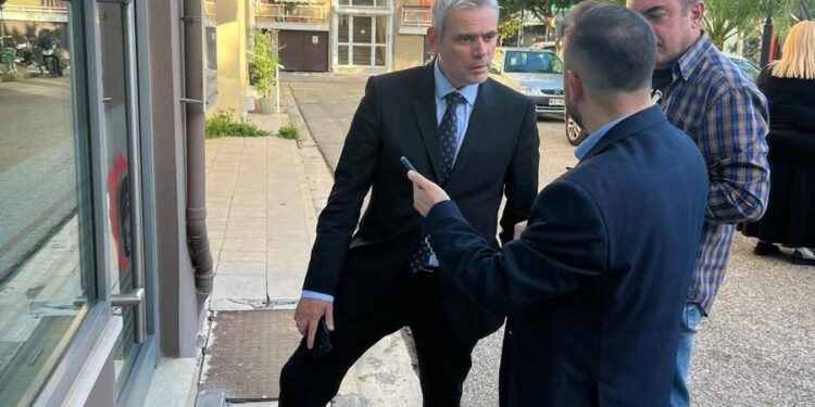 Σύσκεψη Καραγκούνη – Διαμαντόπουλου για τις πλημμύρες