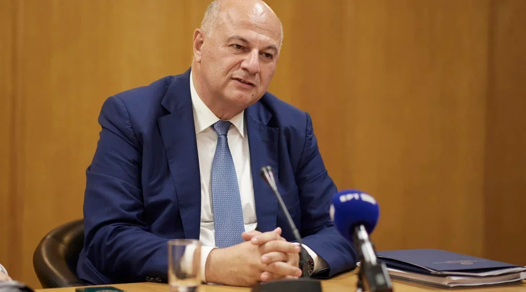 Κοινό μέτωπο κυβέρνησης Περιφερειαρχών κατά της ευλογιάς