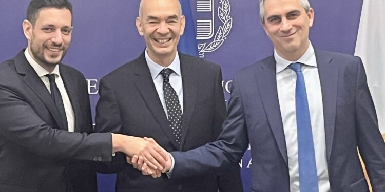 Συνάντηση Δήμα – Κυρανάκη με τον Κύπριο Υπουργό Αλ. Βαφεάδη: Συνεργασία για οδική ασφάλεια & Ευρωπαϊκό Δίκτυο Μεταφορών