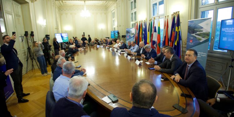 Η παρουσίαση του αναπτυξιακού οράματος «Αχελώος 2050» στο Ευρωπαϊκό Κοινοβούλιο με συμμετοχή πολιτών, φορέων και εκπροσώπων της Τοπικής Αυτοδιοίκησης.