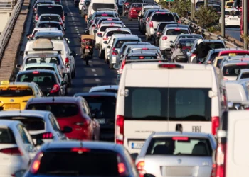 Συνεχίζονται οι διασταυρωτικοί έλεγχοι οχημάτων – Νέα ειδοποιητήρια για ασφάλιση και τέλη κυκλοφορίας