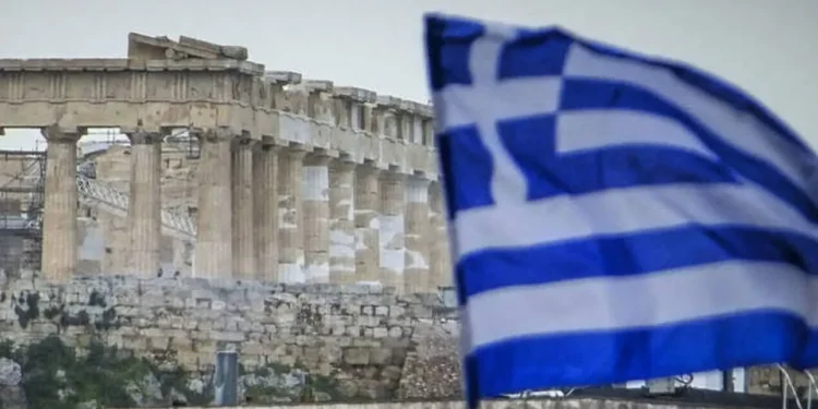 Ο υφυπουργός Θάνος Πετραλιάς παρουσιάζει τα 6 βασικά σημεία του Προϋπολογισμού 2026 στη Βουλή