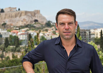 Παρέμβαση Στέφανου Κασσελάκη για τον 18χρονο Μάριο – Στο πλευρό της μητέρας Ιταλοί αυτοδιοικητικοί