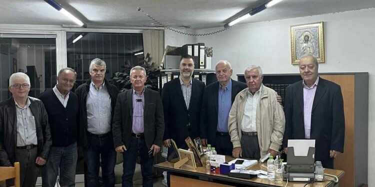 Συνάντηση Σπ. Σκιαδαρέση με το Δ.Σ. του Συλλόγου Πολυτέκνων Αγρινίου και περιχώρων.
