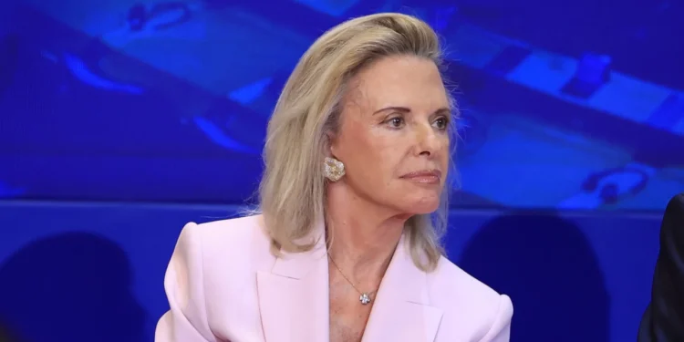 Ελίζα Βόζεμπεργκ: Ανάγκη άμεσης ενίσχυσης των ψηφιακών δεξιοτήτων ανηλίκων, γονέων και εκπαιδευτικών