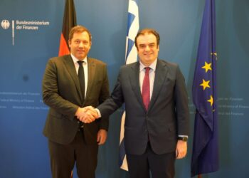 Συνάντηση Πιερρακάκη με τον Γερμανό Υπουργό Οικονομικών Κλίνγκμπαϊλ στο Βερολίνο – Ενίσχυση επενδύσεων & ευρωπαϊκής ολοκλήρωσης