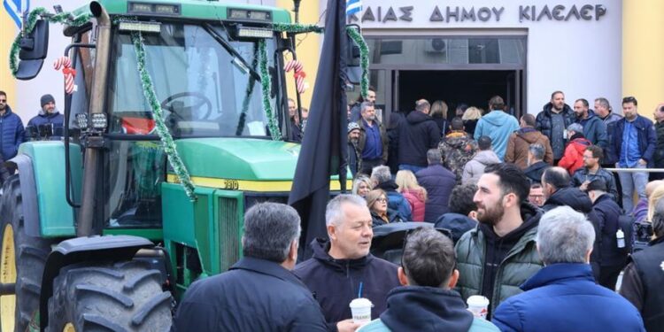 Οι αγρότες λένε «όχι» σε συνάντηση με τον Μητσοτάκη τη Δευτέρα – Κλιμακώνουν τα μπλόκα