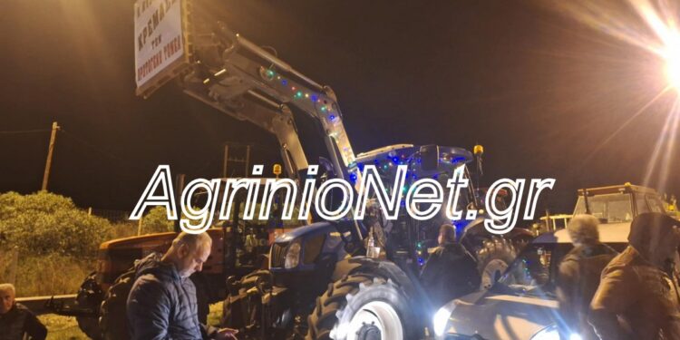 Περισσότερα από 100 ταξί στο μπλόκο των αγροτών στο Αγγελόκαστρο