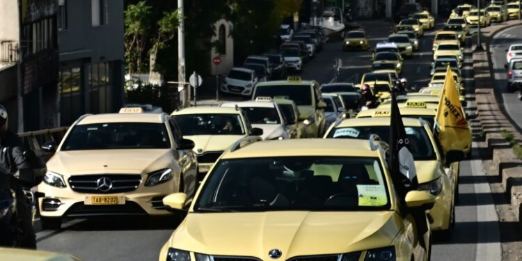 Νέες επιδοτήσεις για 108 δικαιούχους στο πρόγραμμα «Πράσινα Ταξί» – 2 εκατ. ευρώ για 101 ηλεκτρικά ταξί