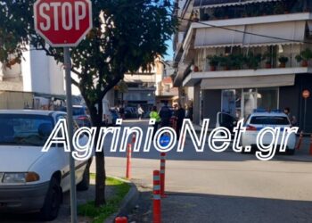 Αγρίνιο: Πέρασε το stop και χτύπησε ντελιβαρά. Νέο τροχαίο σε διασταύρωση. foto