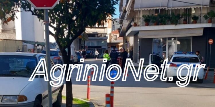 Αγρίνιο: Πέρασε το stop και χτύπησε ντελιβαρά. Νέο τροχαίο σε διασταύρωση. foto