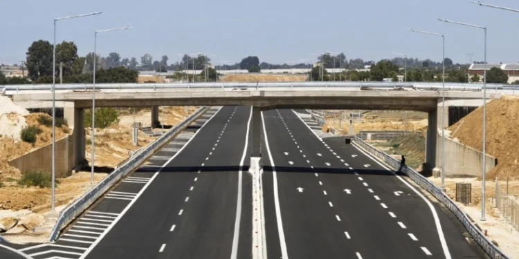 Λειτουργία τμήματος Μιντιλόγλι – Καμίνια αυτοκινητόδρομος Πατρών – Πύργου