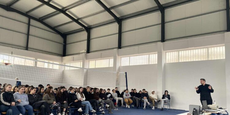 Εκδήλωση Επαγγελματικού Προσανατολισμού στο Λύκειο Νεοχωρίου από την «Οινιαδών Ανάπτυξις» – 28 Νοεμβρίου 2025