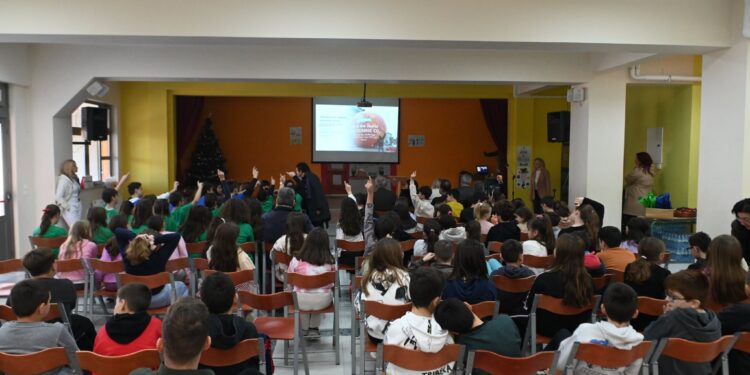 «Ο Κόσμος της Ανακύκλωσης»: Εκπαιδευτική δράση περιβαλλοντικής ευαισθησίας στο Αγρίνιο