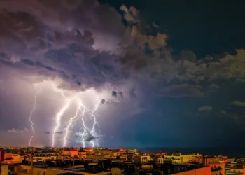 Red Code στον Δήμο Αγρινίου για κίνδυνο πλημμυρών – Έκτακτη κινητοποίηση Πολιτικής Προστασίας