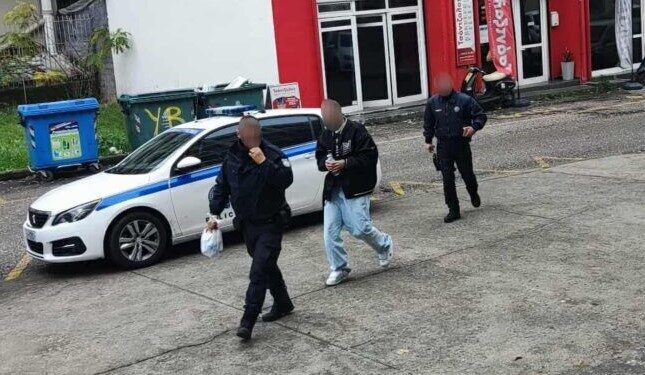 Στο αυτόφωρο τη Δευτέρα ο 34χρονος για το επεισόδιο στο Δημαρχείο Αγρινίου – Συνεχίζεται η κράτησή του