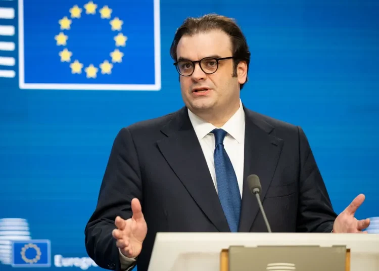 Στις Βρυξέλλες ο Πιερρακάκης για τις συνεδριάσεις Eurogroup και ECOFIN – Τι περιλαμβάνει η ατζέντα