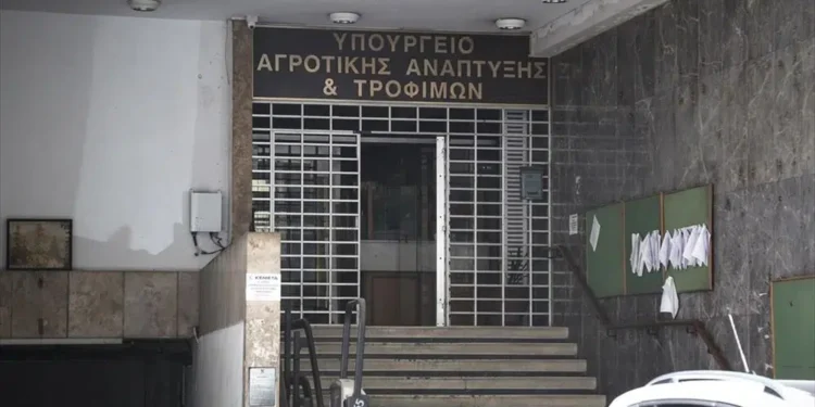 Απάντηση στην ανακύκλωση παραπλανητικών αιτιάσεων για την κτηνοτροφία: Η εθνική στρατηγική βασίζεται σε επιστημονικά δεδομένα και όχι σε πολιτικές εντυπώσεις