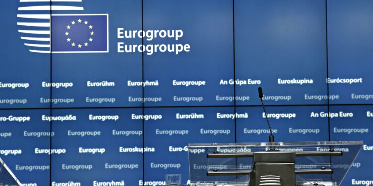 Πλάνα και φωτογραφίες από το σημερινό Eurogroup