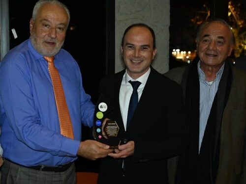 Αιγιάλεια: Η Ομοσπονδία Συλλόγων τίμησε τον Λάμπρο Δημητρογιάννη