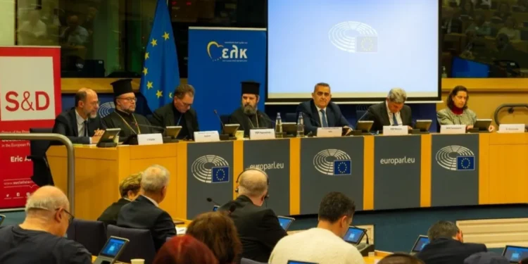 Σε κλίμα ενότητας πραγματοποιήθηκε η εκδήλωση στο Ευρωπαϊκό Κοινοβούλιο εις μνήμην του Μακαριστού Αρχιεπισκόπου Αλβανίας Αναστασίου με πρωτοβουλία του Ευρωβουλευτή της ΝΔ, Φρέντη Μπελέρη