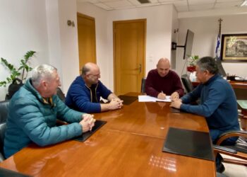 Εργα οδοποιίας και αναπλάσεων στις κοινότητες της Ναυπάκτου