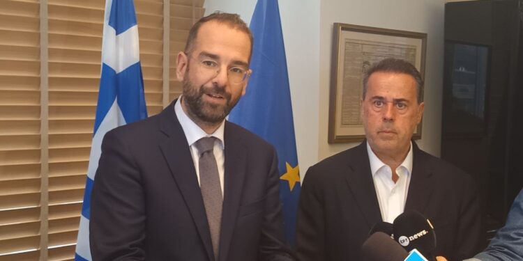 Επίσκεψη του Υπουργού Περιβάλλοντος και Ενέργειας, Στ. Παπασταύρου, στην Περιφέρεια Δυτικής Ελλάδας: «Ανοιχτός ορίζοντας» για τις Ενεργειακές Κοινότητες με ολοκλήρωση του θεσμικού πλαισίου