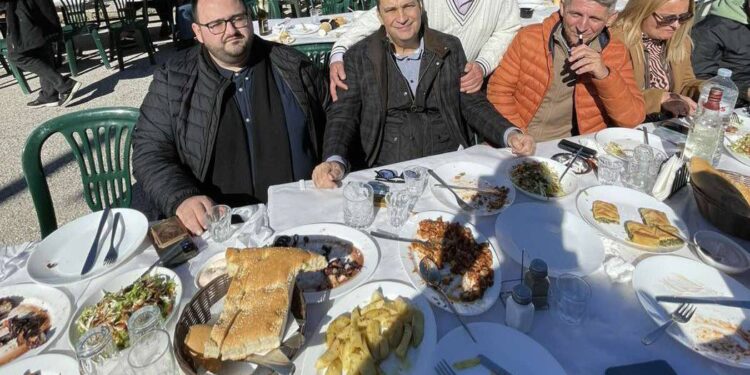 Αγρίνιο: Πλήθος κόσμου γιόρτασε τα Κούλουμα