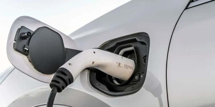 Αύξηση προϋπολογισμού και παράταση στο «Κινούμαι Ηλεκτρικά»