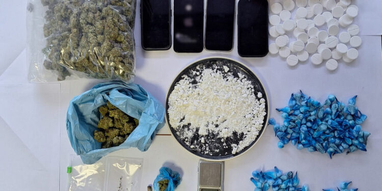 Εξαρθρώθηκε εγκληματική οργάνωση διακίνησης ναρκωτικών στη Ναύπακτο