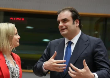 Κυριάκος Πιερρακάκης: Ο διεθνής ρόλος του ευρώ είναι η στρατηγική απάντηση στις οικονομικές προκλήσεις που αντιμετωπίζει  η Ευρώπη