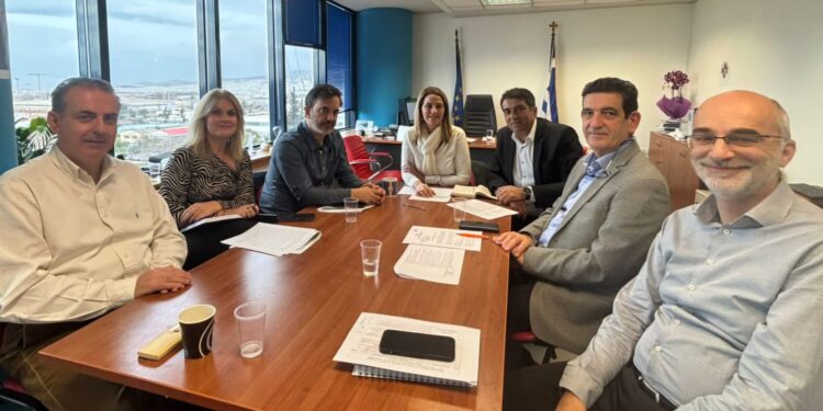 ΥΠΑΑΤ – ΕΘΕΑΣ: Θεσμικός διάλογος για τα Σχέδια Βελτίωσης και ενίσχυση των αγροτικών επενδύσεων