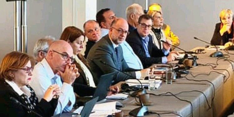 Τάκης Παπαδόπουλος: «Η Δυτική Ελλάδα,  Περιφέρεια–πιλότος,  στη μελέτη του ΟΟΣΑ για το 2028–2034»