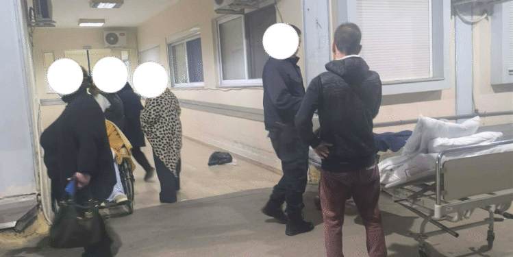 Φωτιά στην Χειρουργική Κλινική του Νοσοκομείου Μεσολογγίου – Εκκενώθηκε ο τρίτος όροφος, μεταφέρθηκαν ασθενείς στα Επείγοντα  foto video