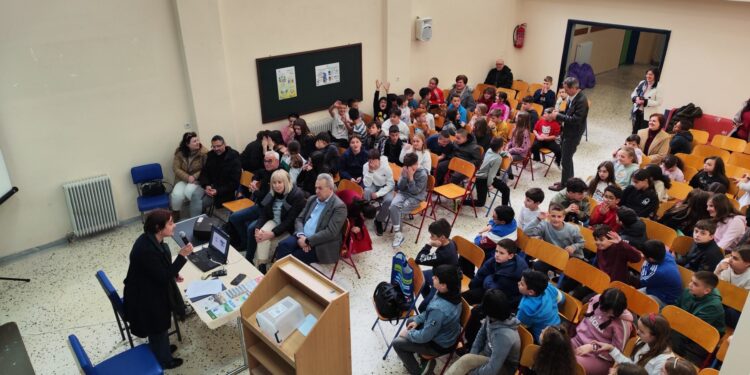 Εκδήλωση για την Παγκόσμια Ημέρα Ανακύκλωσης στο 8ο Δημοτικό Σχολείο Αγρινίου