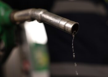 Δημοσιεύθηκε η ΠΝΠ για την επιδότηση καυσίμων και τα μέτρα στήριξης λόγω ενεργειακού κόστους