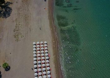 Παράταση της προθεσμίας υποβολής αιτήσεων για παραχώρηση απλής χρήσης τμήματος αιγιαλού ή παραλίας σε όμορη επιχείρηση ή ναυταθλητικό σωματείο