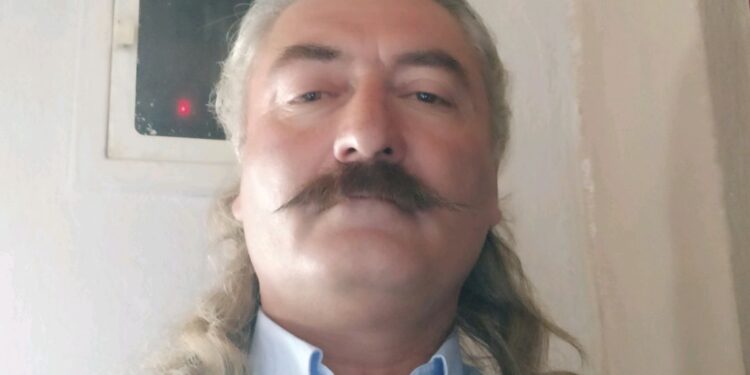 Ξενοφών Τζαδήμας στον ΔΥΤΙΚΑ FM: «Καταστρέφεται η κτηνοτροφία – πετάνε τις συκωταριές και χάνονται εισοδήματα»