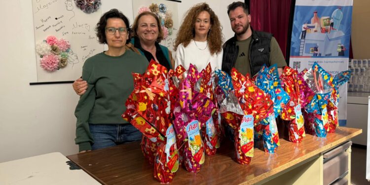 Πασχαλινή διανομή τροφίμων για τη στήριξη ευάλωτων νοικοκυριών